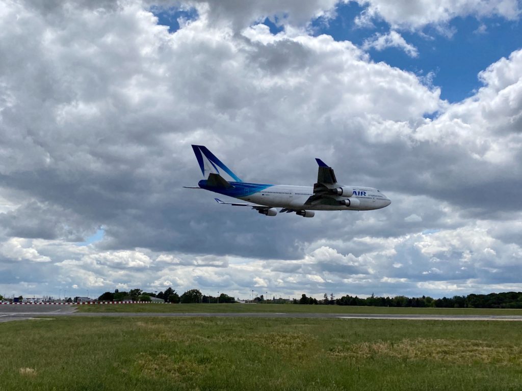 747 Low Pass Corsair