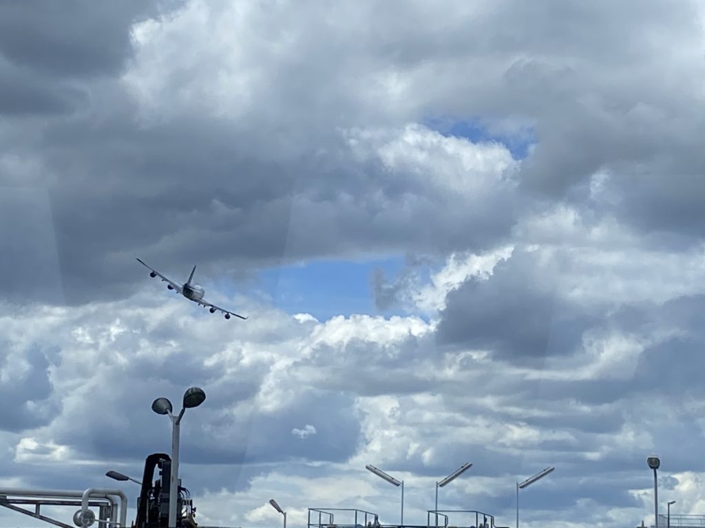Decollage-Corsair-B747